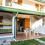 Charming Townhouse With A Shared Pool And Garden * Bibione